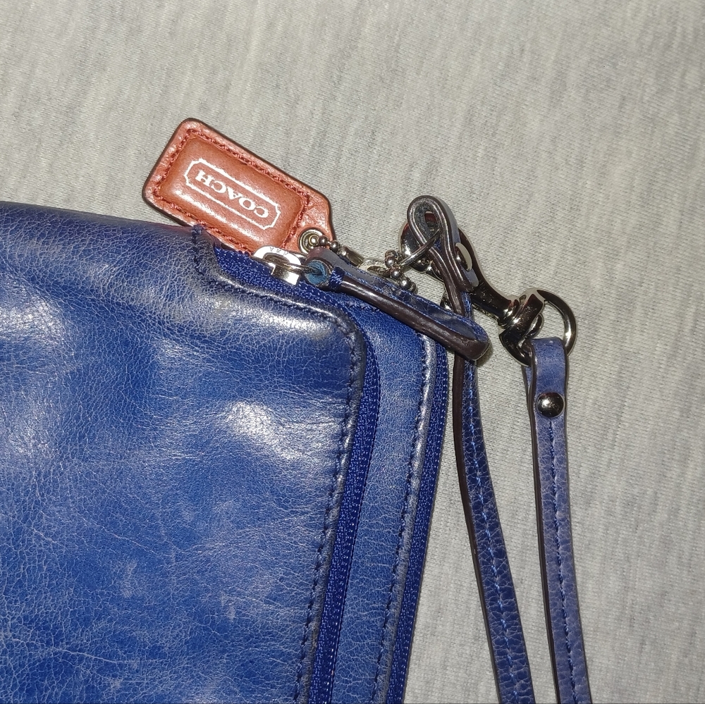 Coach Wallet - Picture 5 of 6